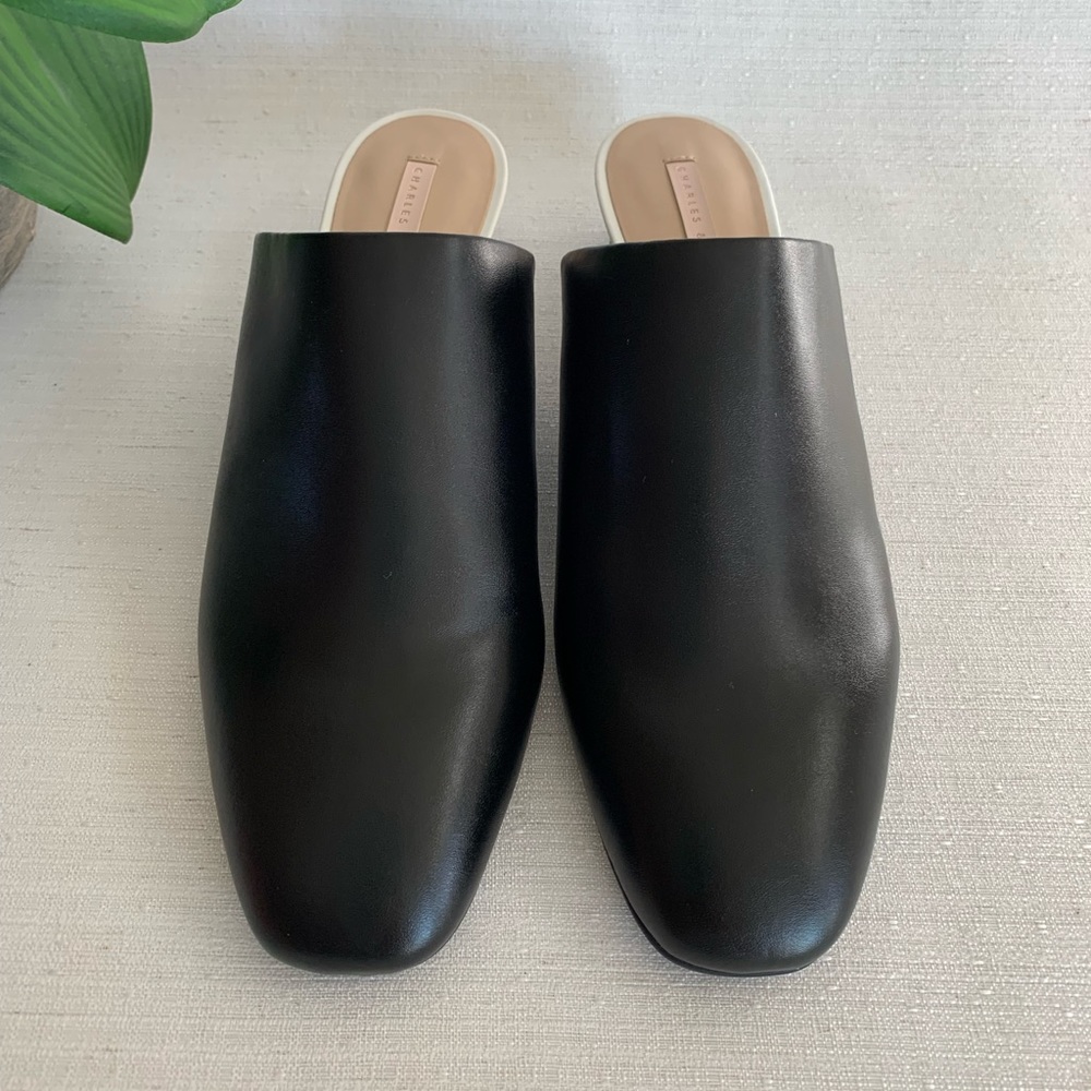 NWOT Charles & Keith Black Faux Leather Wedged Loafer Mules Woman’s EU39 US 8 - Picture 3 of 10
